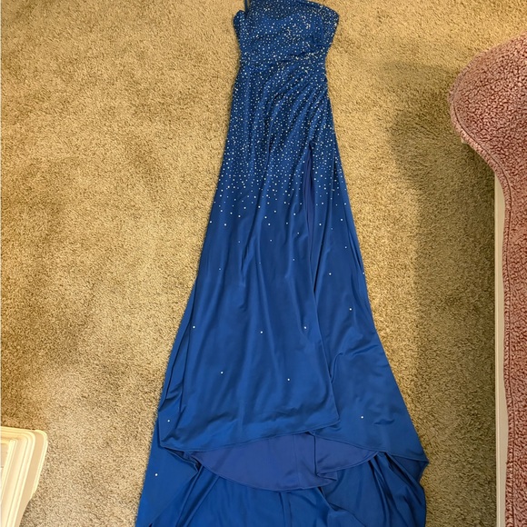 Elegant Blue One Shoulder Sequin Dress - Picture 2 of 6